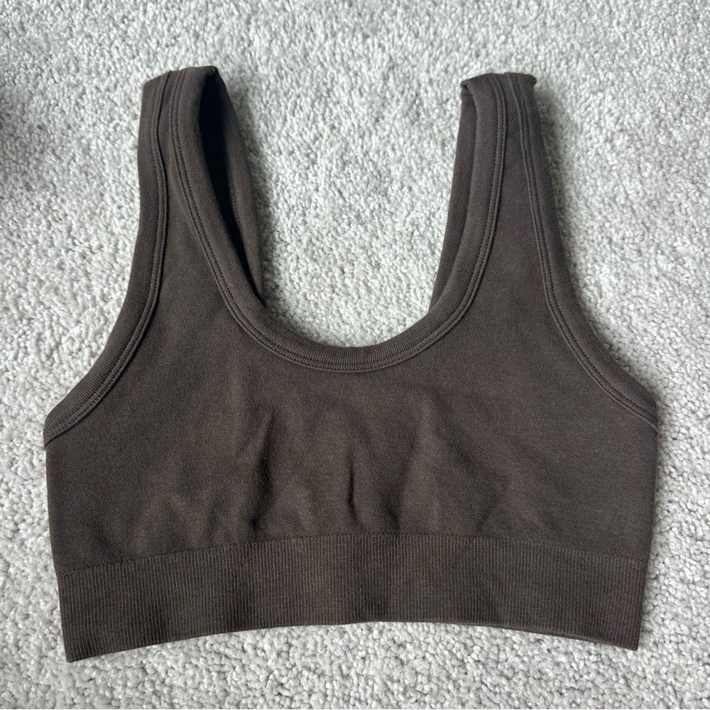 ALO YOGA Seamless Chosen Wellness Bra Womens Size Small Brown.